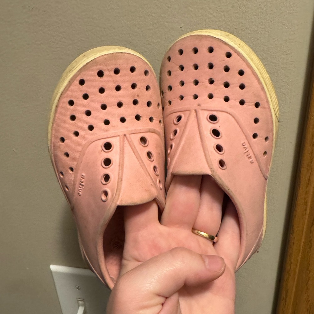 Toddler girl Natives